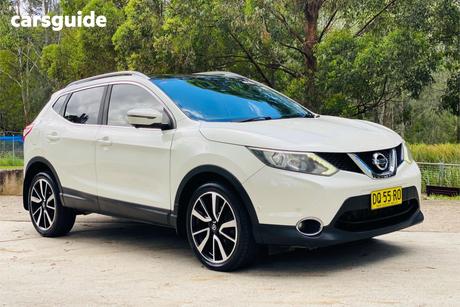 White 2015 Nissan Qashqai Wagon Ti (4X2)
