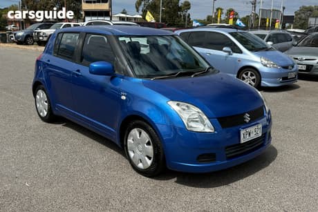 Blue 2005 Suzuki Swift Hatchback