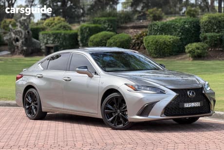 Silver 2022 Lexus ES300H Sedan F Sport (Hybrid)