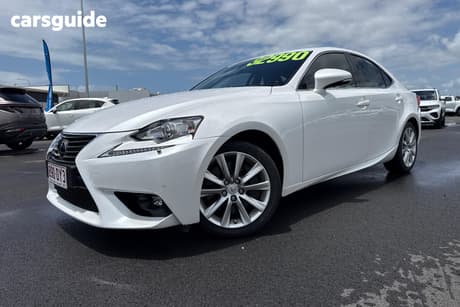 White 2016 Lexus IS200T Sedan Luxury