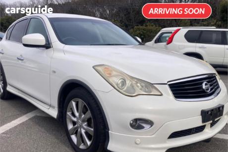 White 2009 Nissan Skyline SUV 370GT