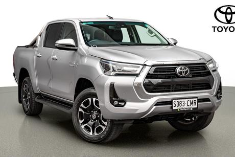 Silver 2021 Toyota Hilux Double Cab Pick Up Sr5 (4X4)