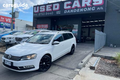 White 2014 Volkswagen Passat Wagon 118 Tsi