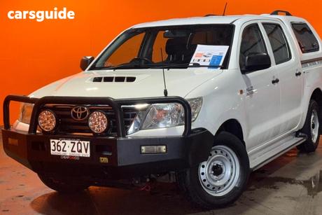 White 2014 Toyota Hilux Dual Cab Pick-up Sr