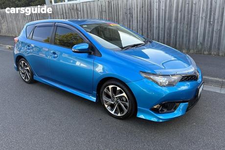 Blue 2015 Toyota Corolla Hatchback Levin Sx