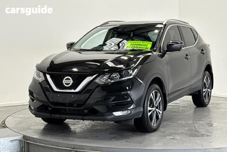 Black 2020 Nissan Qashqai Wagon St-L