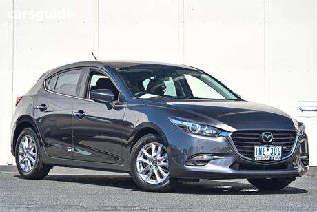 Grey 2018 Mazda 3 Hatchback Maxx Sport
