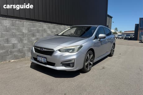 Silver 2017 Subaru Impreza Hatchback 2.0S (Awd)