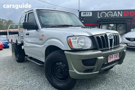 Silver 2016 Mahindra Genio Cab Chassis 4X2