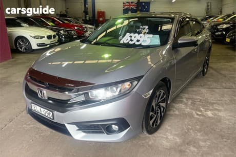 Silver 2016 Honda Civic Sedan Vti-S