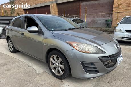 Grey 2011 Mazda 3 Hatchback Neo