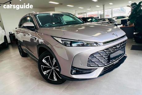 Silver 2025 MG HS Wagon Essence