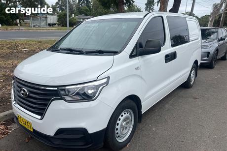 White 2020 Hyundai Iload Crew Van 6S Liftback