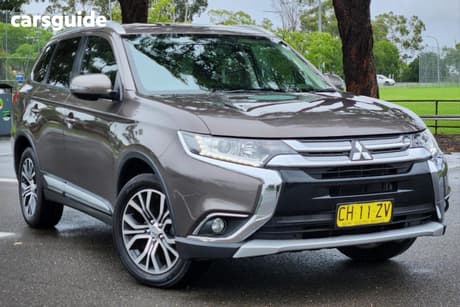 Grey 2016 Mitsubishi Outlander Wagon Ls (4X4)