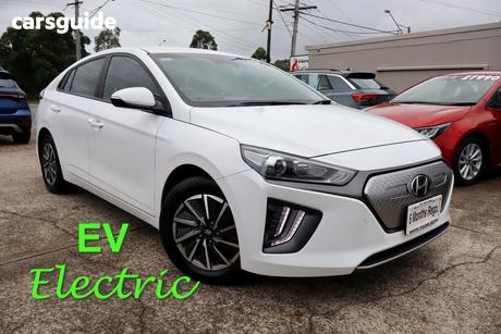 White 2022 Hyundai Ioniq Hatchback Electric Elite