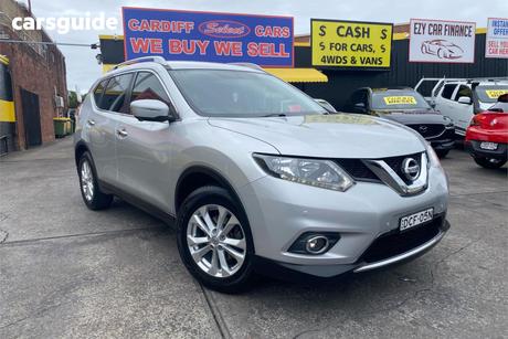 Silver 2015 Nissan X-Trail Wagon St-L (Fwd)