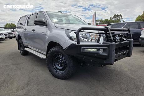 Silver 2020 Toyota Hilux Double Cab Pick Up Sr (4X4)