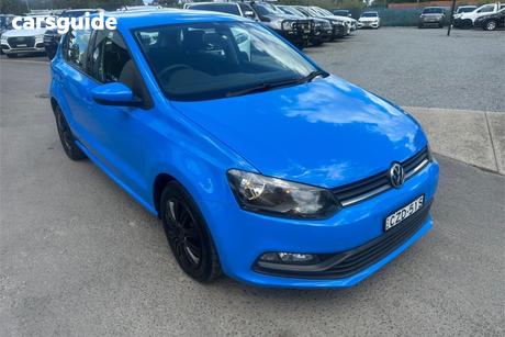 Blue 2015 Volkswagen Polo Hatchback 81 Tsi Comfortline