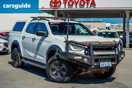 White 2020 Isuzu D-MAX Crew Cab Utility X-Terrain (4X4)