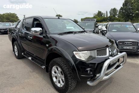 Black 2014 Mitsubishi Triton Double Cab Utility Glx-R (4X4)