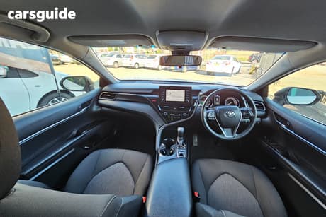 White 2023 Toyota Camry Sedan Ascent + Sat Nav Hybrid