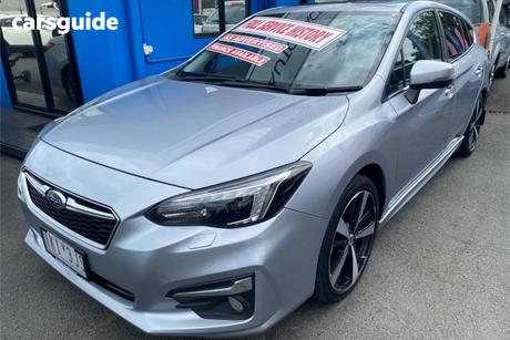 Silver 2017 Subaru Impreza Hatchback 2.0S (Awd)