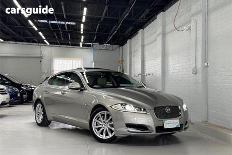 Gold 2013 Jaguar XF Sedan 2.0 Premium Luxury