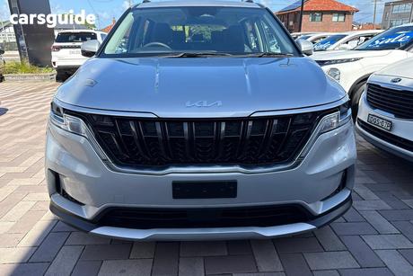 Silver 2022 Kia Carnival Wagon S