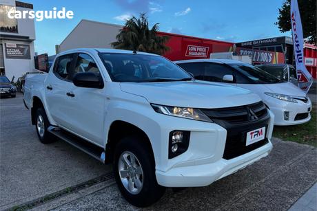 White 2019 Mitsubishi Triton Double Cab Pick Up Glx Plus (4X4)