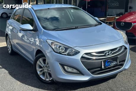 Blue 2012 Hyundai I30 Hatchback Elite
