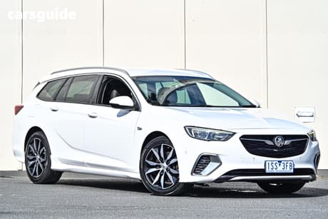 White 2018 Holden Commodore Sportswagon Rs
