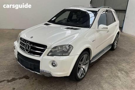 White 2011 Mercedes-Benz ML63 Wagon Amg (4X4)