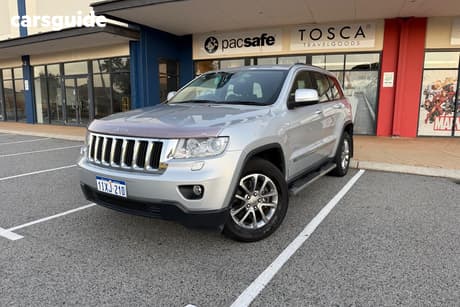 Silver 2012 Jeep Grand Cherokee Wagon Laredo (4X4)