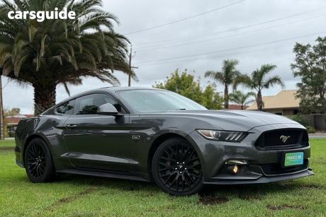 Grey 2017 Ford Mustang Coupe Fastback Gt 5.0 V8