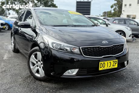 Black 2018 Kia Cerato Hatchback S
