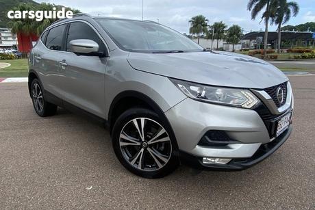 Silver 2018 Nissan Qashqai Wagon St-L