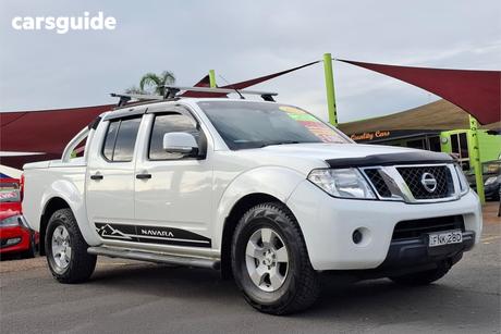 White 2012 Nissan Navara Dual Cab Pick-up St (4X2)