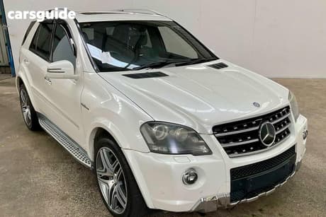 White 2011 Mercedes-Benz ML63 Wagon Amg (4X4)