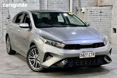 Silver 2022 Kia Cerato Sedan Sport Safety Pack