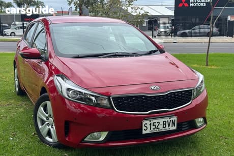 Red 2018 Kia Cerato Hatchback S