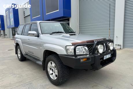 Silver 2009 Nissan Pathfinder Wagon St (4X4)