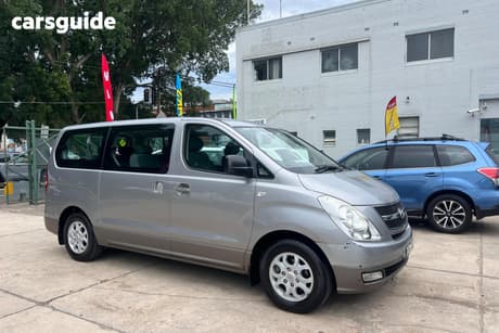 Grey 2011 Hyundai Imax Wagon