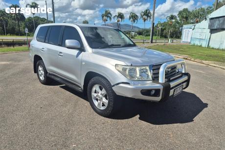 Silver 2011 Toyota Landcruiser Wagon Sahara (4X4)