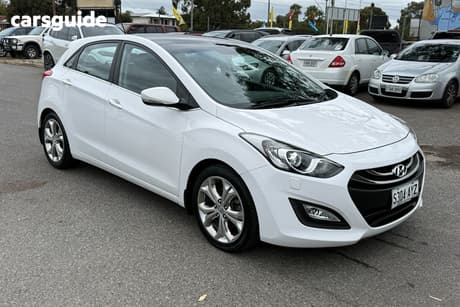 White 2013 Hyundai I30 Hatchback Premium