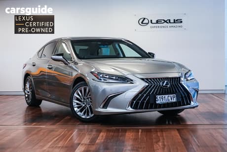 Silver 2023 Lexus ES300H Sedan Sports Luxury (Hybrid)