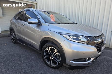 Silver 2018 Honda HR-V Wagon Vti-L