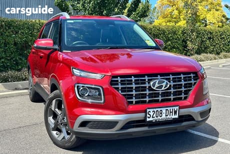 Red 2025 Hyundai Venue Wagon Elite (Black) Sunroof