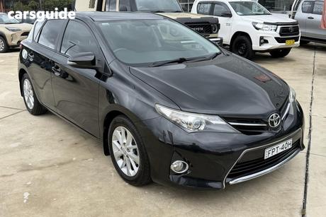 2014 Toyota Corolla Hatchback Ascent Sport