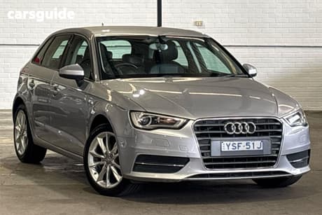 Silver 2015 Audi A3 Hatchback Sportback 1.6 Tdi Attraction
