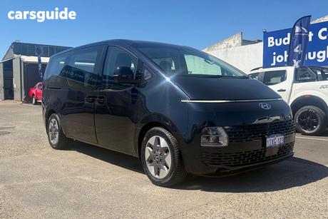 Blue 2022 Hyundai Staria Wagon